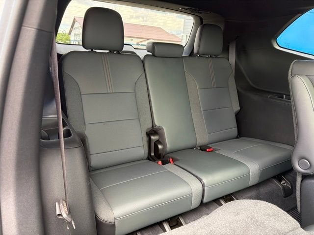 2024 GMC Acadia AT4
