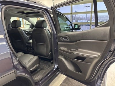 2018 GMC Acadia SLT
