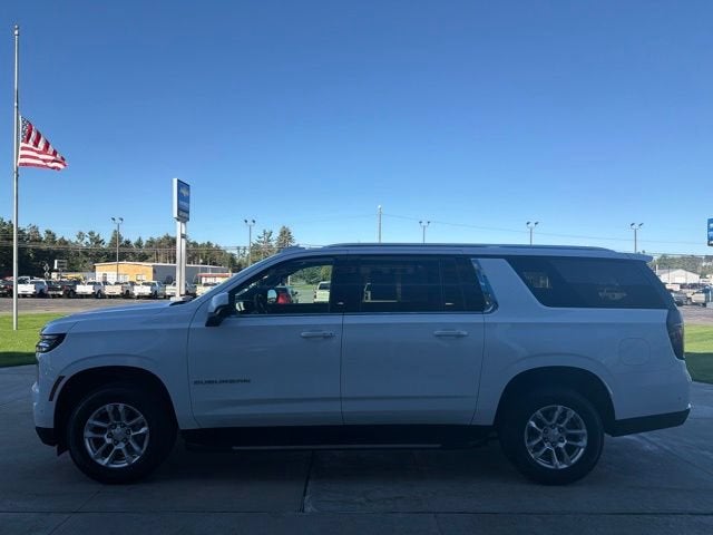 2025 Chevrolet Suburban LT