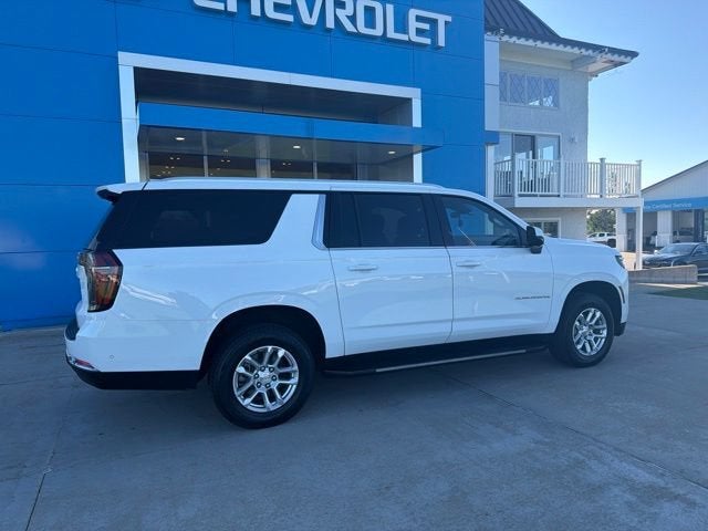 2025 Chevrolet Suburban LT