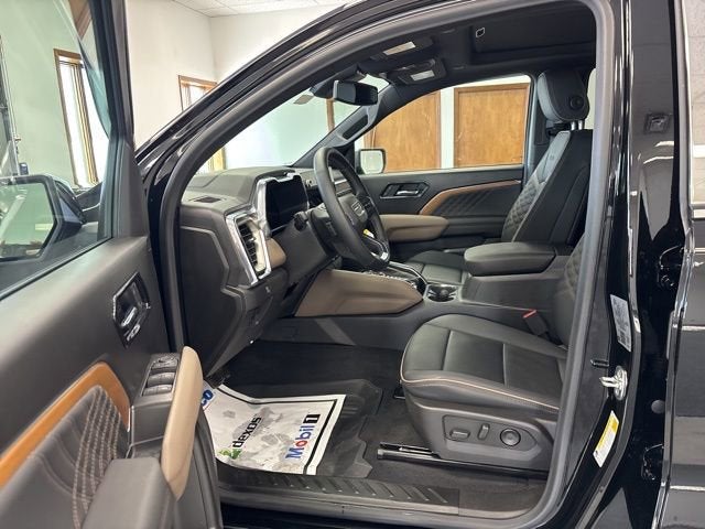 2025 GMC Canyon Denali