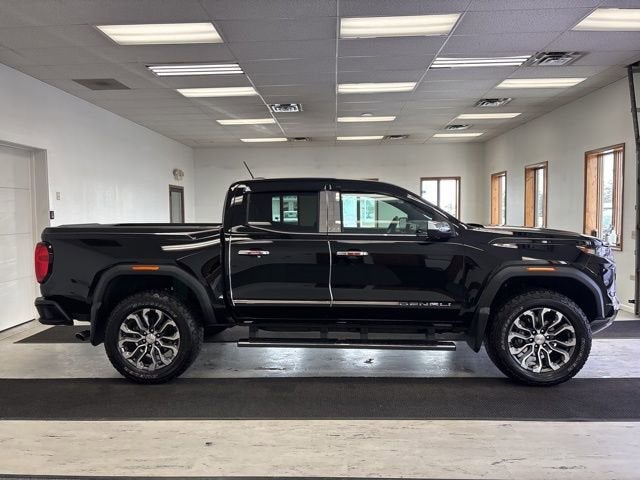 2025 GMC Canyon Denali