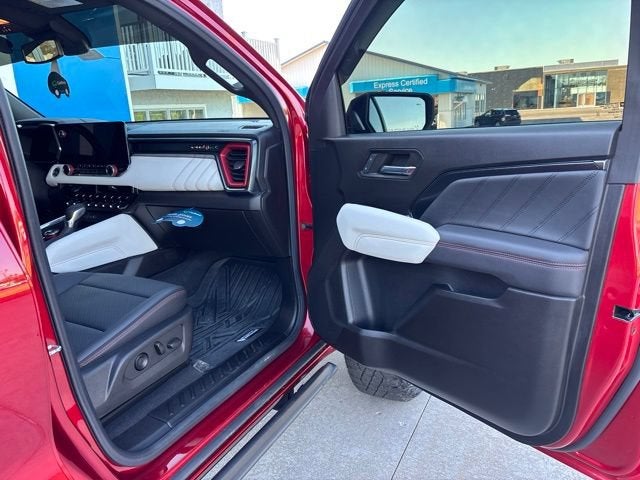 2024 GMC Canyon AT4X