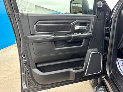 2024 RAM 2500 Laramie Crew Cab 4x4 6'4" Box