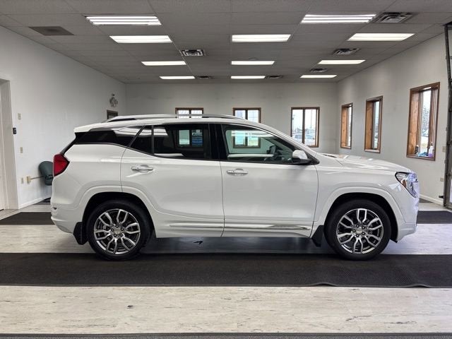 2023 GMC Terrain Denali