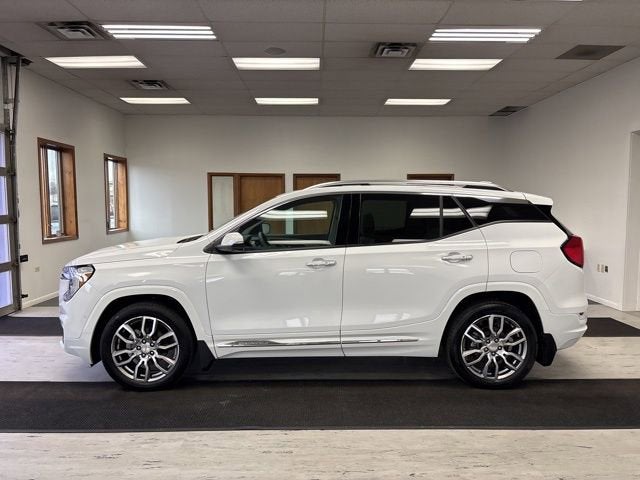 2023 GMC Terrain Denali