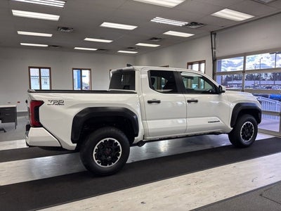 2024 Toyota Tacoma 4WD SR5