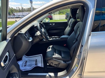 2019 Volvo XC60 T6 Momentum