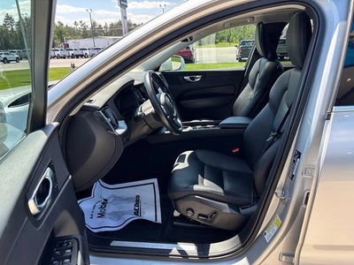2019 Volvo XC60 T6 Momentum