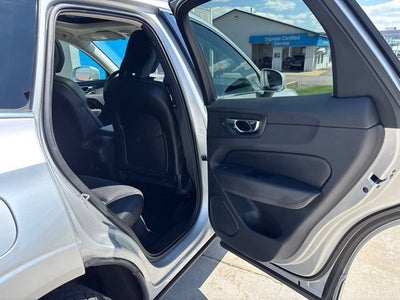 2019 Volvo XC60 T6 Momentum