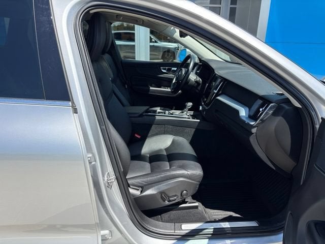 2019 Volvo XC60 T6 Momentum