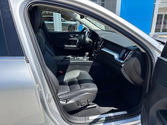 2019 Volvo XC60 T6 Momentum