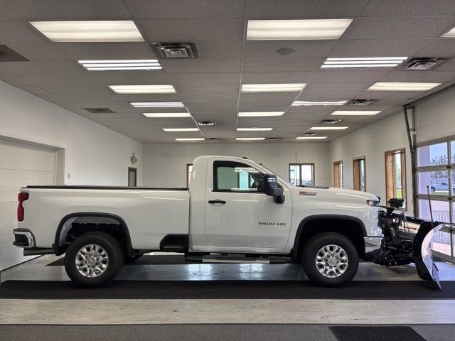 2025 Chevrolet Silverado 3500 HD WT