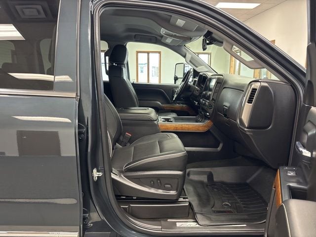 2018 Chevrolet Silverado 3500 HD High Country