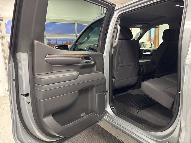 2025 Chevrolet Silverado 1500 LT (2FL)