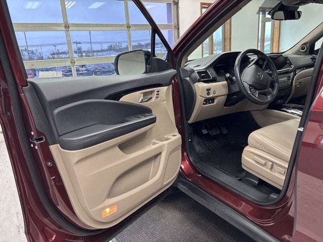 2022 Honda Pilot AWD Touring 7 Passenger