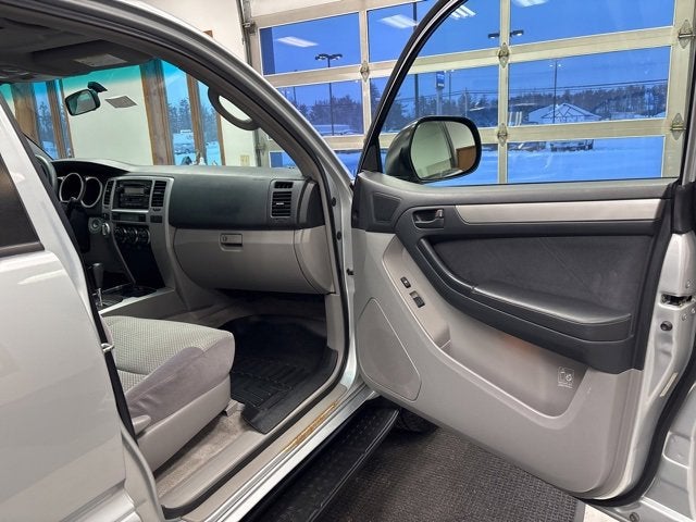 2004 Toyota 4Runner SR5